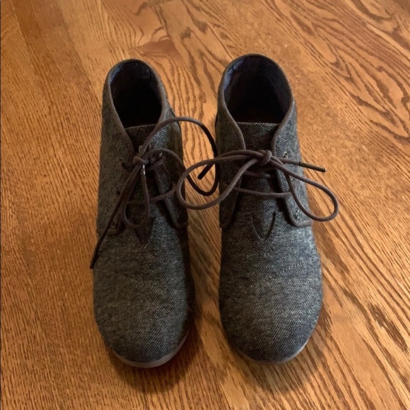 Toms Shoes - Toms Desert Wedge Chukka Boot